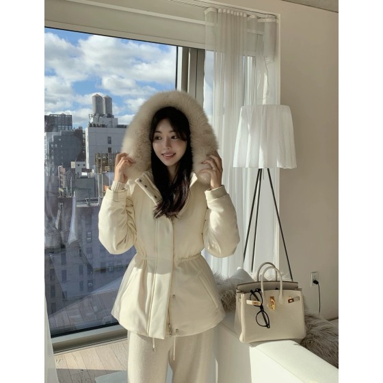 아이보리 퍼 후드 패딩